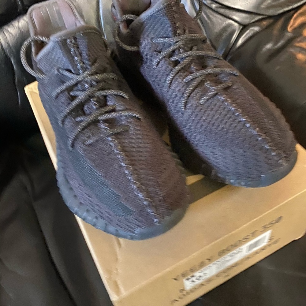 ❌SOLD❌ BOOST 350 V2 BLACK/BLACK/BLACK 🔥 🔥 - Picture 15 of 15
